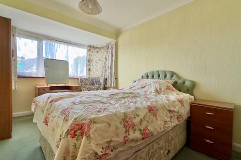 16 Branksome Drive, Wadebridge, PL27 6AZ
