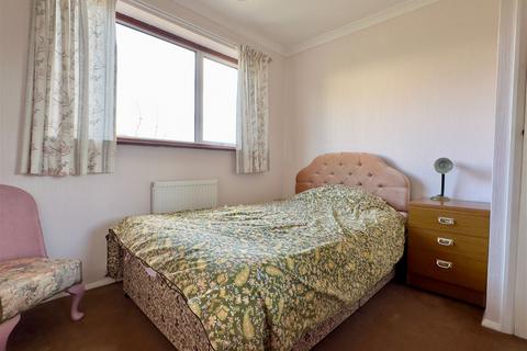 16 Branksome Drive, Wadebridge, PL27 6AZ