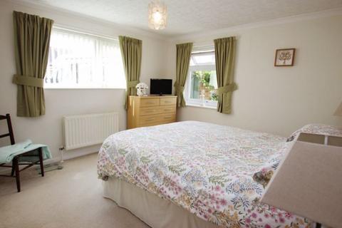 3 bedroom bungalow for sale, Brasenose Drive, Kidlington, OX5