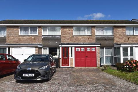 3 bedroom terraced house for sale, Gale Moor Avenue, Gomer