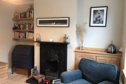 2 bedroom terraced house to rent, Heygate Street, Market Harborough LE16