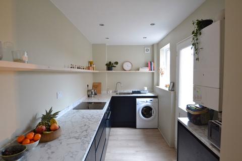 2 bedroom terraced house to rent, Heygate Street, Market Harborough LE16