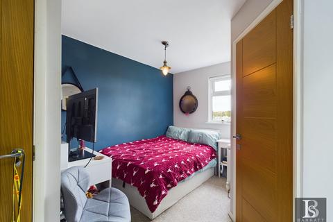 3 Caernarvon Close, Hemel Hempstead, HP2 4AN