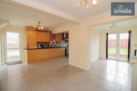 25 Calver Crescent, Grimsby, DN37 9EX