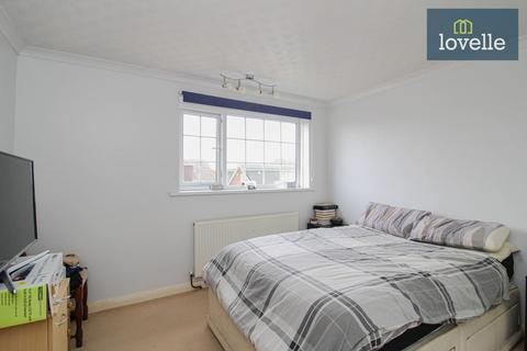 25 Calver Crescent, Grimsby, DN37 9EX