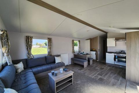 2 bedroom static caravan for sale, Birchington Vale Holiday Park