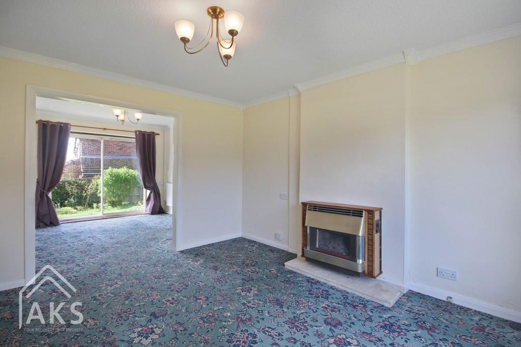Etwall, Derby DE65 3 bed detached house for sale £300,000