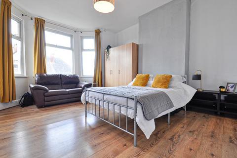 1 bedroom in a house share to rent - Caerleon Road, St Julians, NEWPORT, Newport