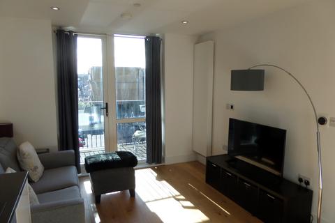 1 bedroom apartment to rent, South End, Croydon CR0