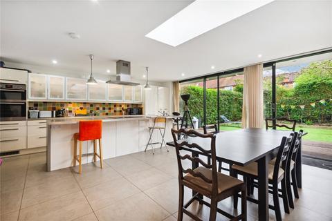 4 bedroom terraced house for sale, Yew Tree Road, London, W12