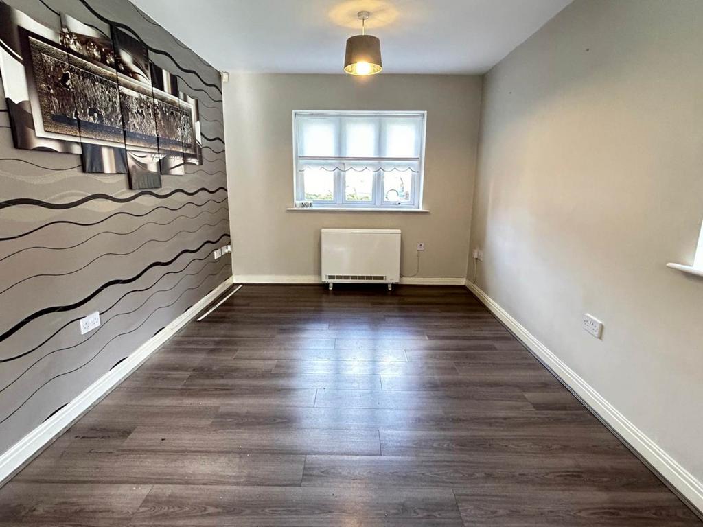 Quarry Way, Huyton 2 bed apartment to rent £695 pcm (£160 pw)