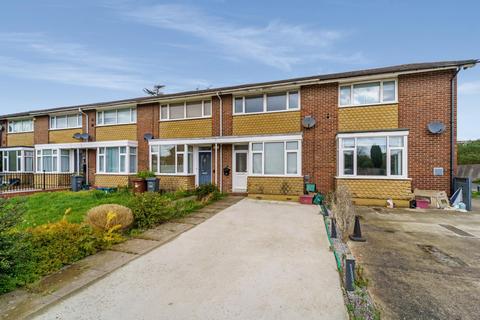 2 bedroom terraced house for sale, Pevensey Close, Isleworth, TW7