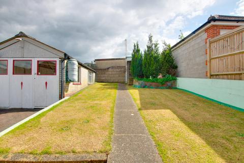 10 Bromley Road, Southampton, SO18 2AB