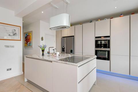 6 bedroom detached house for sale, Cranbourne Gardens, Temple Fortune, NW11