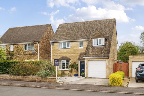 3 bedroom detached house for sale, Lamberts Field, Bourton-On-The-Water, GL54