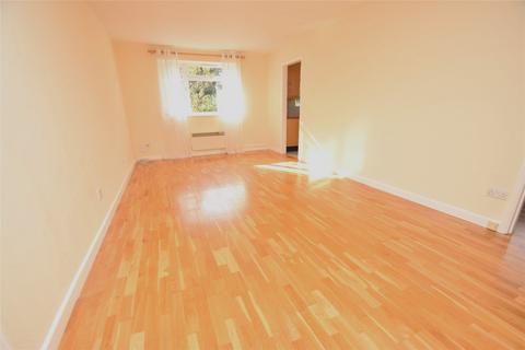 36 Cobblers Close, Farnham Royal, Slough, SL2 3DT