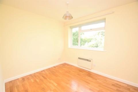 36 Cobblers Close, Farnham Royal, Slough, SL2 3DT