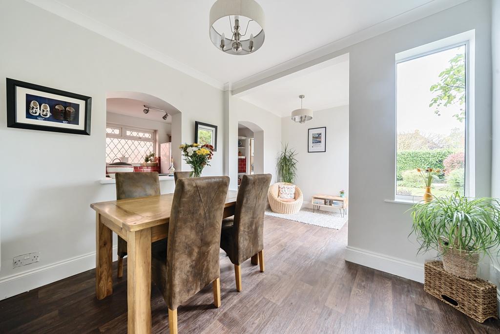 1111604 (14)