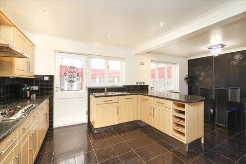 11 Daiches Braes, Edinburgh, EH15 2RD