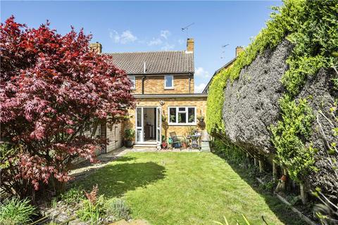 10 Ensign Close, Stanwell, Staines, TW19 7RF