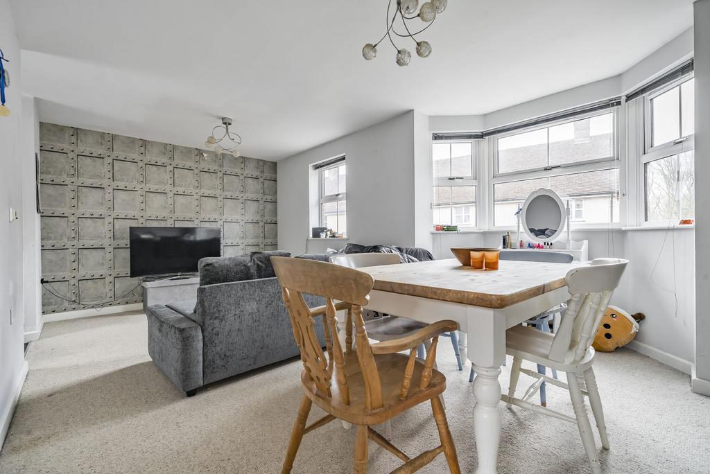 Sitting / Dining Room