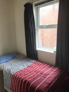 4 bedroom house share to rent, Crofton Street