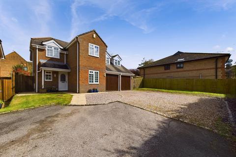 5 bedroom detached house for sale - Whittlebury Road, Silverstone, NN12