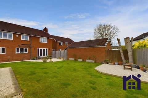 4 bedroom detached house for sale, Chelmsford Walk, Leyland, PR26 7AA