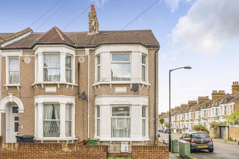 84a Laleham Road, London, SE6 2HX