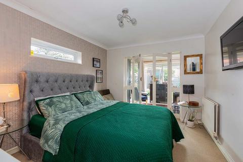 2 bedroom detached bungalow for sale, Huntercombe Lane North, Taplow SL6