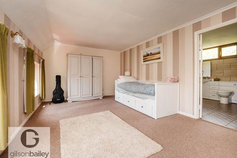 30 Blofield Corner Road, Blofield, Norwich, NR13 4RT