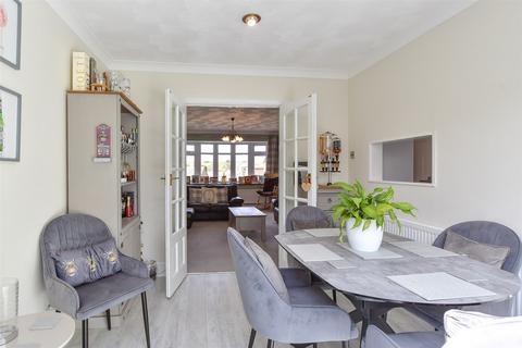 71 Batemans Road, Brighton, BN2 6RD