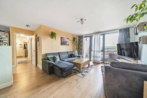 2 bedroom apartment for sale, Bromley Road, London