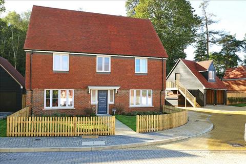 4 bedroom house for sale, Scotland Place, Haslemere