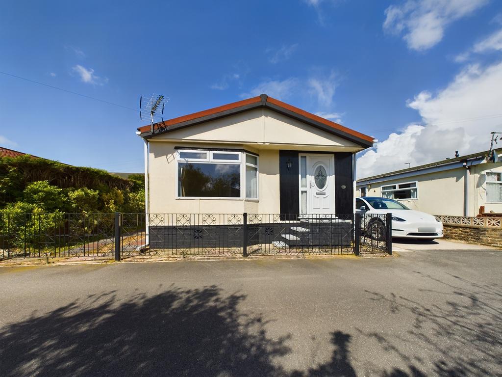 Willow Crescent, Freckleton PR4 3 bed mobile home for sale £84,950