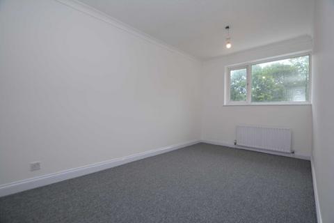 3 bedroom terraced house for sale, Daniels Welch, Milton Keynes MK6