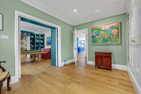 37 Strawberry Vale, Twickenham, TW1 4RX