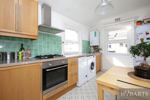 1 bedroom flat for sale, Berners Road, Wood Green, London, N22