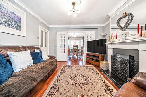 31 Hillcroft Crescent, Ruislip, HA4 9HL