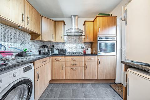 31 Hillcroft Crescent, Ruislip, HA4 9HL
