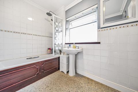 31 Hillcroft Crescent, Ruislip, HA4 9HL
