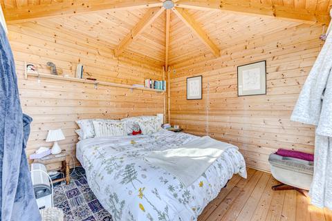 17 The Poplars, Ferring, Worthing, BN12 5QL