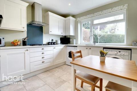 2 bedroom bungalow for sale, Chaloners Hill, Steeple Claydon