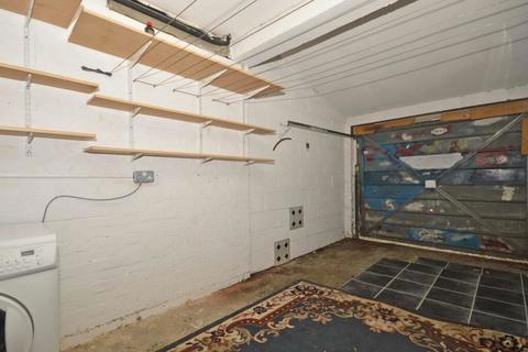 46 Flanders Crescent, London, SW17 9JB