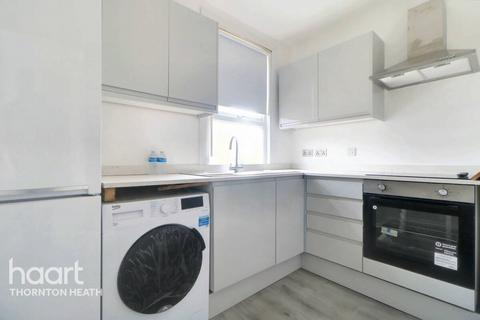 2 bedroom flat for sale, Northwood Road, Thornton Heath