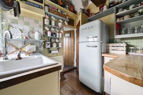43 Lower Street, Haslemere, GU27 2NY