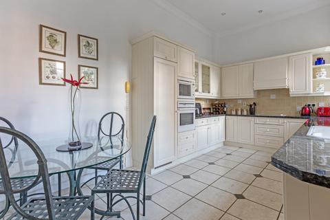 4 bedroom property for sale, Holloway Drive, Virginia Water