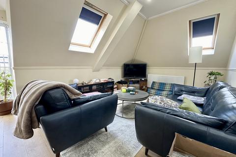 2 bedroom apartment to rent, Manser Court, Lawrie Park Gardens, Sydenham, SE26