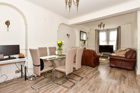 3 bedroom end of terrace house for sale, Westward Road, Chingford
