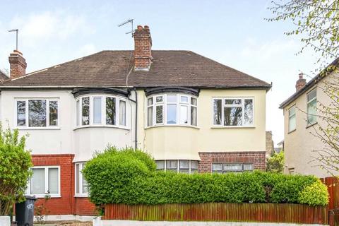 2 bedroom flat for sale, Natal Road, London, SW16